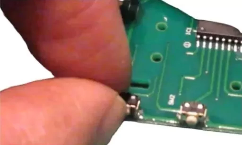 press the audio updown switch adjacent to the volume buttons on the Roku remote's circuit board